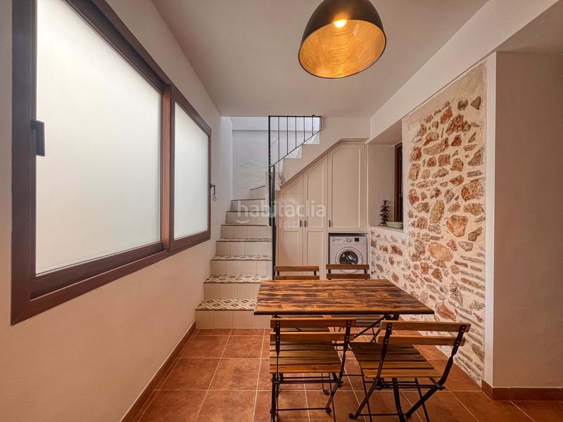 Foto b19ad907-22fc-473a-ab27-206e19efc698. Edificio en Centro Urbano Dénia