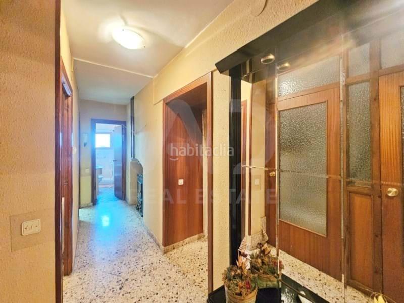 Foto 69ef74eb-9db0-41ac-8826-8b537fdd43f2. Edifici a Valjunquera