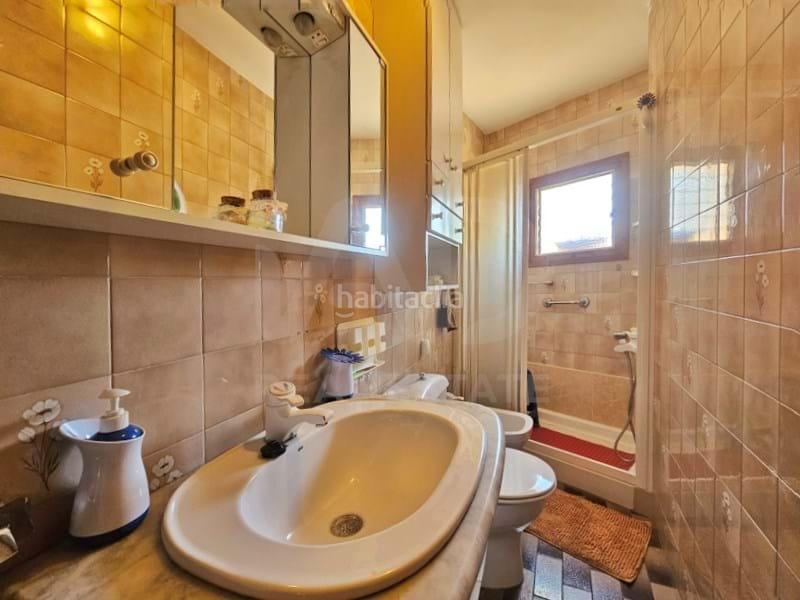 Foto 8237089e-866a-4866-84cb-e334e20ad8f3. Edifici a Valjunquera