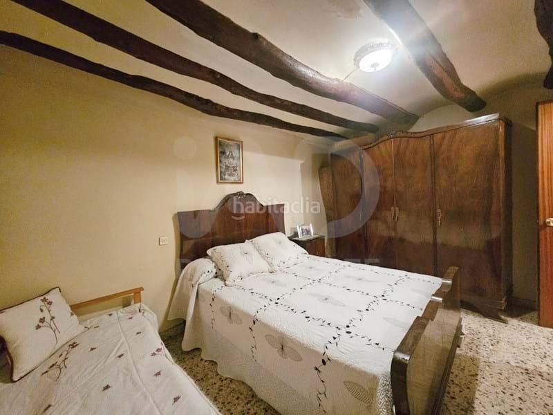 Foto c84e62f6-af37-4ee7-8d93-01e45d4cd06b. Edifici a Valjunquera