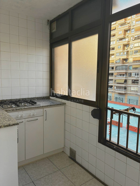 Foto d3d088b2-7139-40bf-92bc-fb310c59b9dc. Location appartement dans Ciutat Jardí Valencia