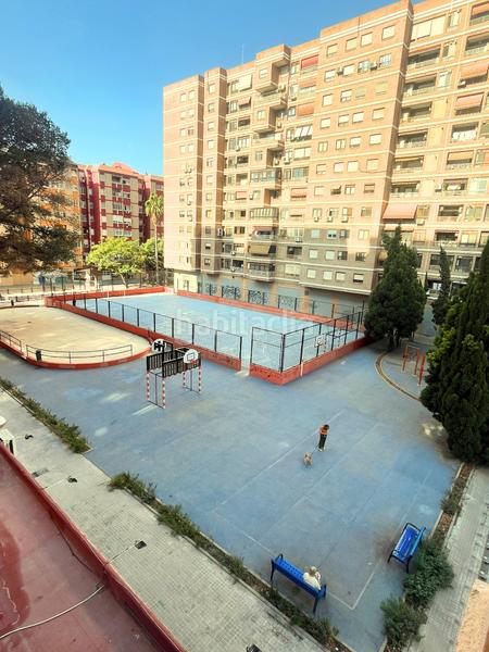 Foto f3f7b30f-5626-4c21-8209-19b237bcab23. Location appartement dans Ciutat Jardí Valencia