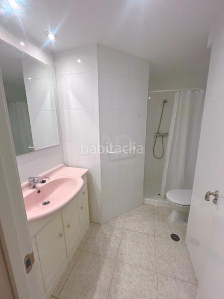 Foto 9e64856f-a052-4365-b10a-b1ab72b3ef5a. Rent flat in Ciutat Jardí Valencia