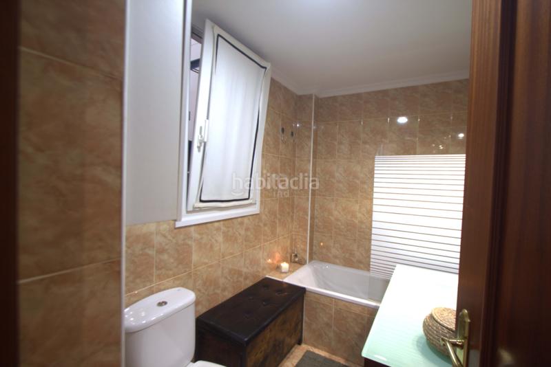 Foto 805ff235-90cf-4e50-be47-a6bb4f06065c. Piso en Kabiezes Santurtzi