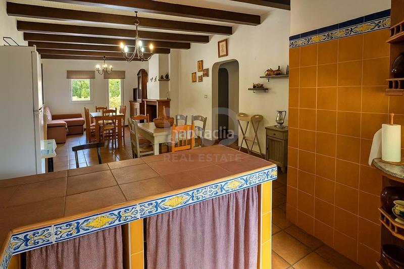 Foto 4c31b7b1-2c08-440b-ae23-a47796668f13. Casa amb aparcament a Cartaya