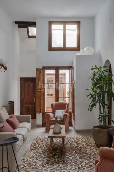 Foto 5c27f71c-e772-4b31-a77e-b78355d2aa40. Dachwohnung in cl tallers in Raval Barcelona