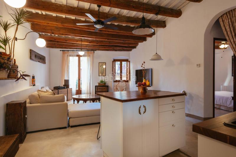 Foto b8ba78af-329a-4518-ac8c-0786c61c361a. Dachwohnung in cl tallers in Raval Barcelona