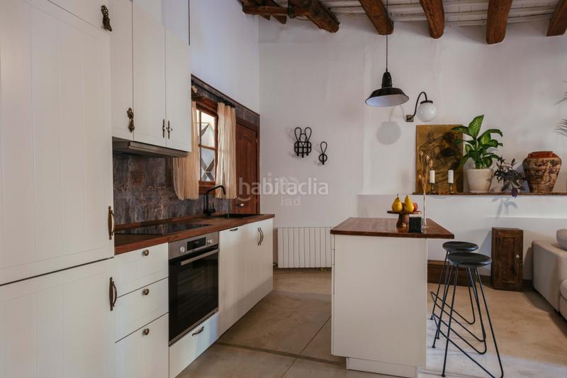 Foto f540c533-8332-4667-a1ec-1d5bb26d619e. Dachwohnung in cl tallers in Raval Barcelona