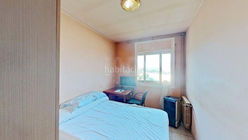 Foto 4fcdff6e-6d2a-4913-b904-4e70447b8e88. Casa aparellada amb aparcament a El Tancat-Mas d´en Gual Vendrell (El)