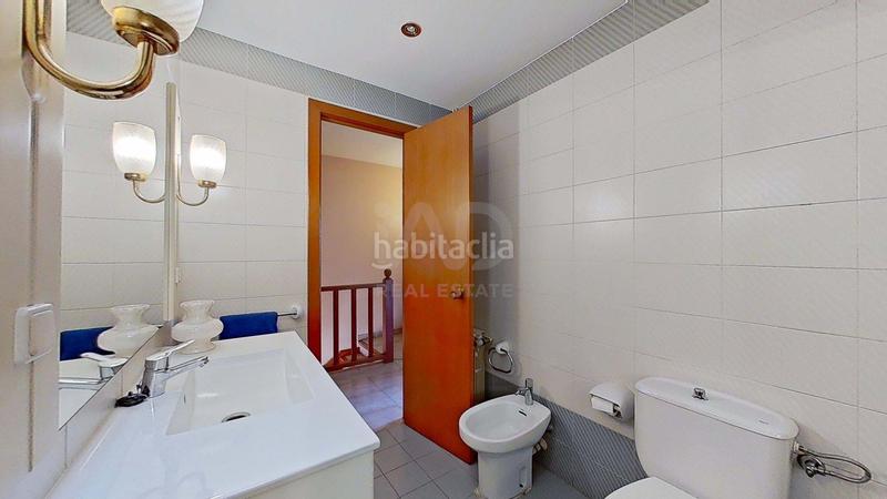 Foto da39afe1-9f1f-47d9-a22f-7a3d5b354852. Casa bifamiliare con parcheggio in El Tancat-Mas d´en Gual Vendrell (El)