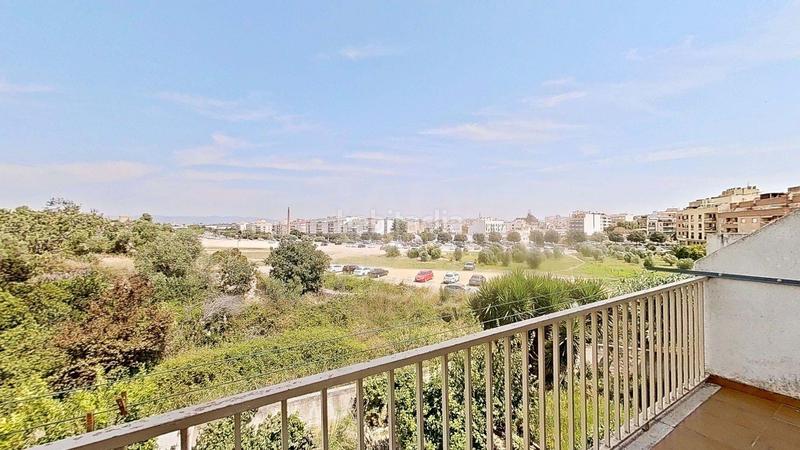 Foto 618e9d47-aae9-41e0-a8ad-ecd263d8593e. Maison jumelée avec parking dans El Tancat-Mas d´en Gual Vendrell (El)