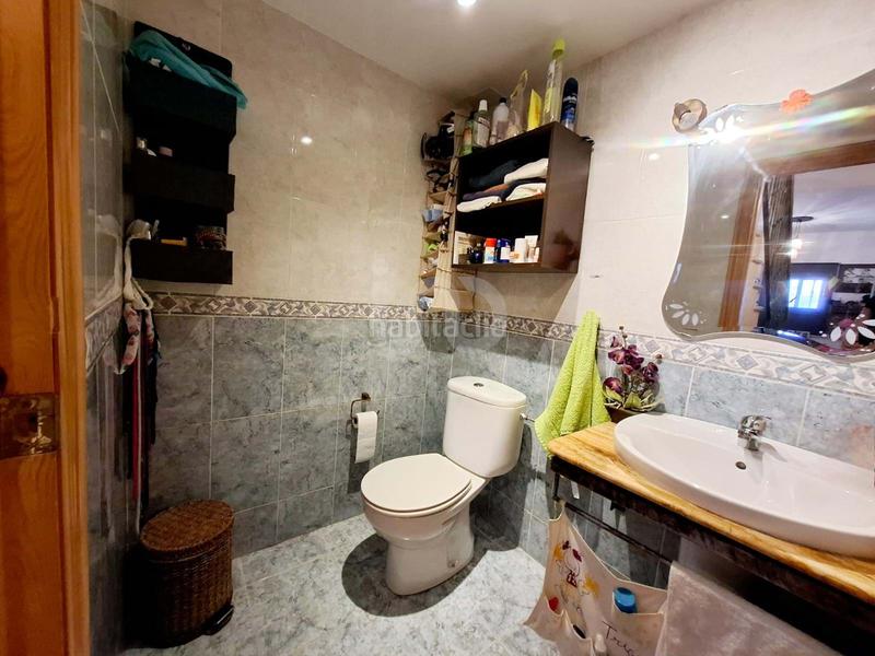 Foto 3374efdc-c279-48ac-af14-4423960a2a7f. Casa pareada en Taberno