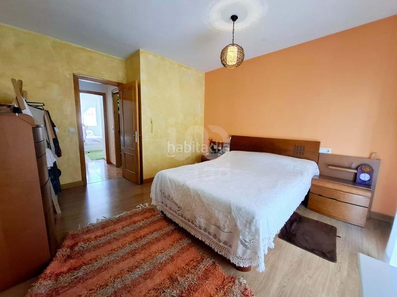 Foto ac778eb8-e303-4b17-b67e-d592144bac9a. Casa pareada en Taberno