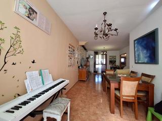 Casa pareada en Taberno