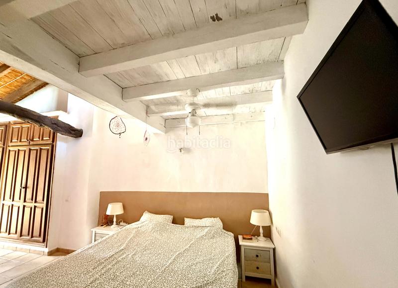Foto d243ab0d-5753-482c-9b3a-b428d0b2a0b1. Edificio en Xaló