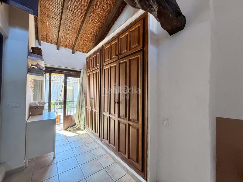 Foto d29f112e-7833-4479-94c1-c9db042235a3. Edificio en Xaló