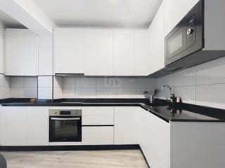 Location Appartement à Avenida docteur gálves ginachero - -
