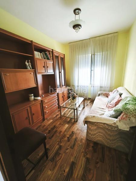 Foto f47462fe-a761-460f-aa91-9a2f36de1af1. Piso en Trobajo del camino
