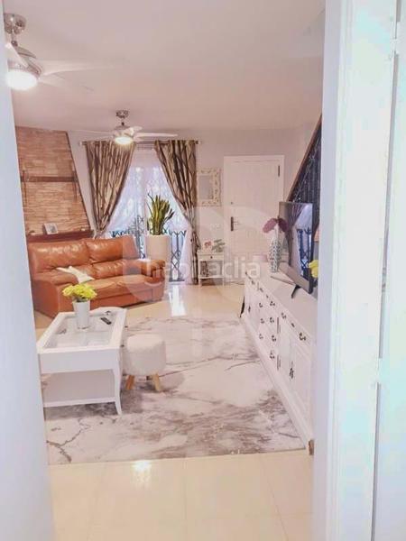 Foto 675913d7-01b7-4968-8889-1b885b72b28d. Casa aparellada amb calefacció piscina a Monte Faro-Altomar II Santa Pola