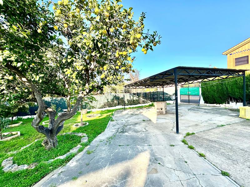 Foto 4665b81f-110e-4b8f-9e1f-319017ea9566. Casa con parcheggio in Lepe