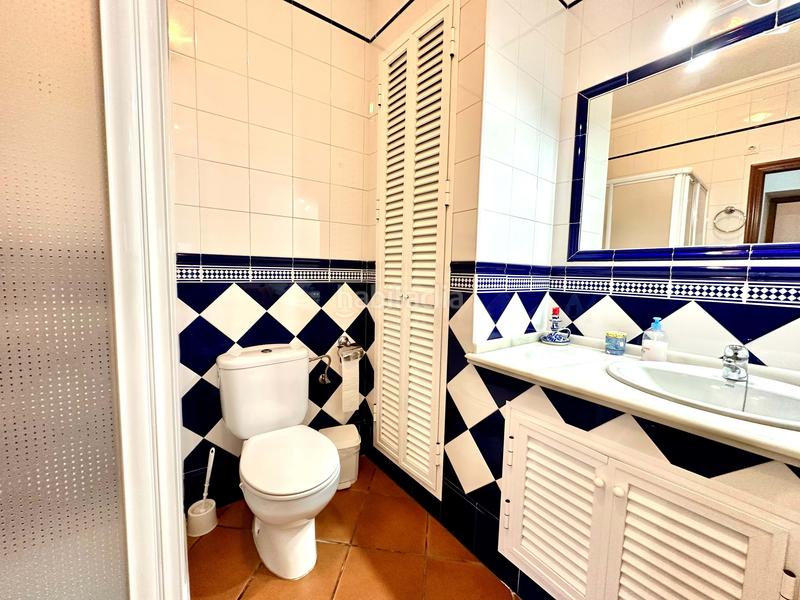 Foto 533f6dba-ab17-456a-9bc2-f9328db8977f. Casa con parcheggio in Lepe