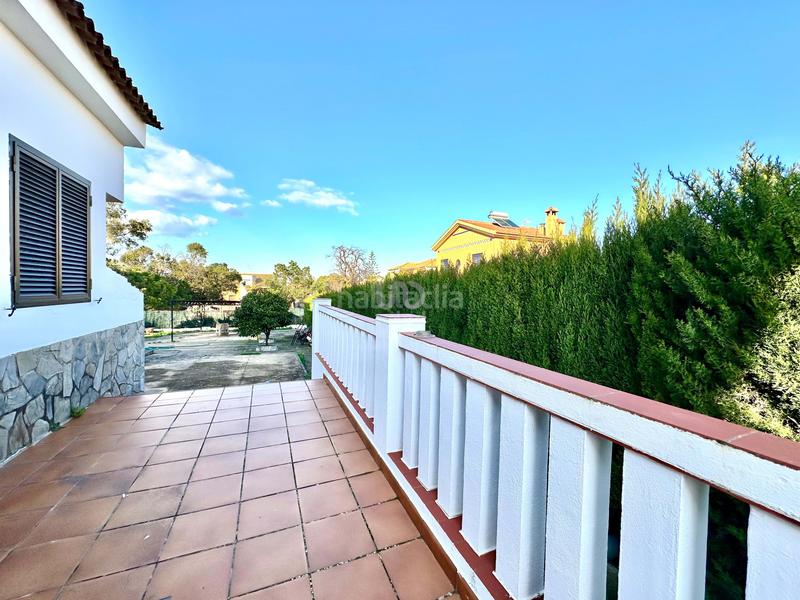 Foto 71cf182b-55d9-4f32-a9bd-f4cc61119adb. Casa con parcheggio in Lepe