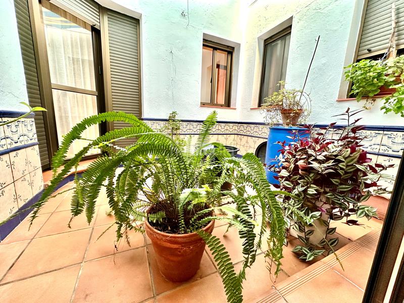 Foto 88b93c5c-d92c-4458-990b-99963dc934c2. Casa con parcheggio in Lepe