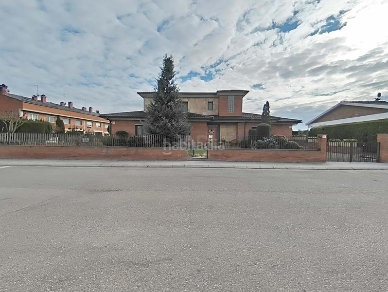 Foto af37e076-c10c-48d3-87d6-16142eca1019. Casa con riscaldamento parcheggio piscina in Alpicat