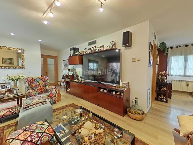 Foto e1eb5033-ec3b-4f8a-b501-e7325c85fa43. Casa con riscaldamento parcheggio piscina in Alpicat