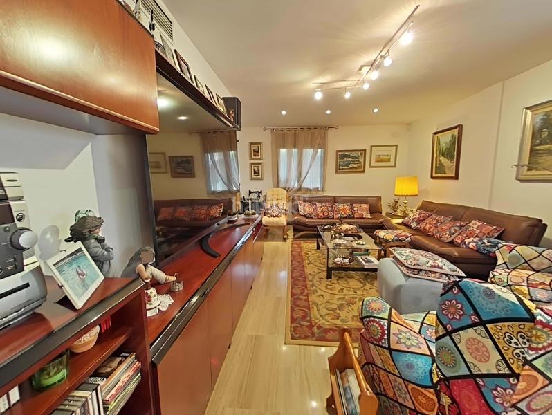 Foto f709f7cb-4adb-4dc6-ab3d-cfd4ee0731ce. Casa con riscaldamento parcheggio piscina in Alpicat