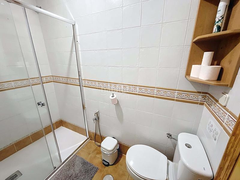 Foto 089fb509-0252-4fad-b42d-dbb24ee15504. Casa pareada en Almayate Bajo