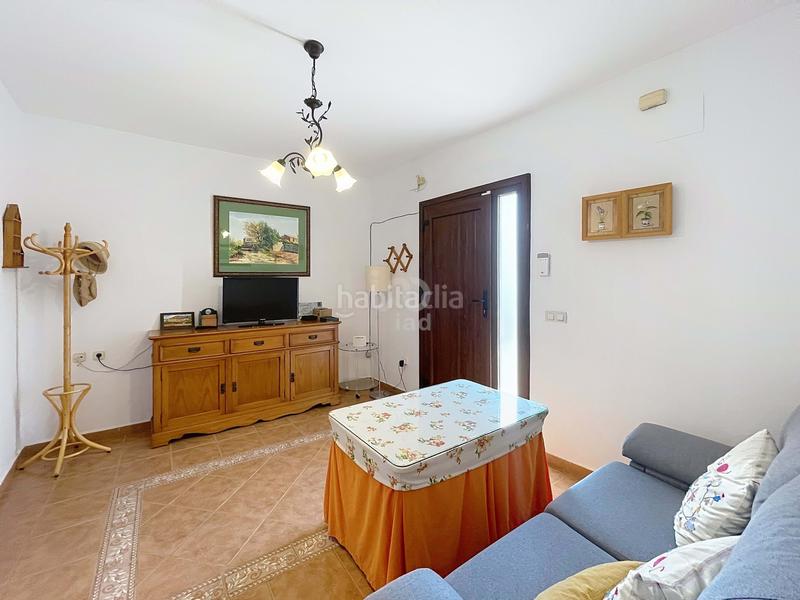 Foto ffef4a33-e919-426f-a945-6dd29a021b22. Casa pareada en Almayate Bajo