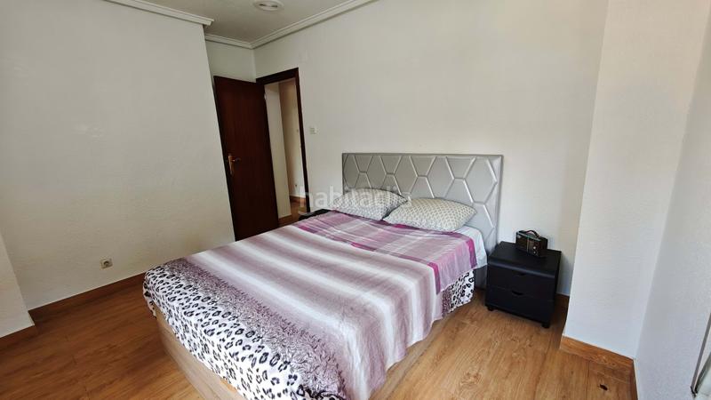 Foto 31592746-cf26-4ecc-a8ce-a4d956b73b41. Flat in calle san juan 17 in Crevillente