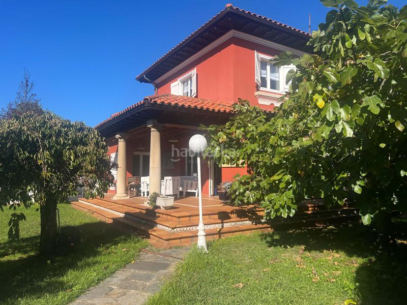 Foto 92b7f797-9596-464d-9720-53904f57599c. Chalet with heating in Salinas Castrillón