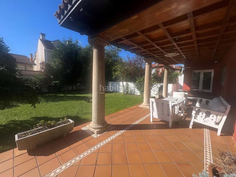 Foto 6cf5db5f-f8db-4f79-90b8-bc0d47f0c2af. Chalet en Salinas Castrillón