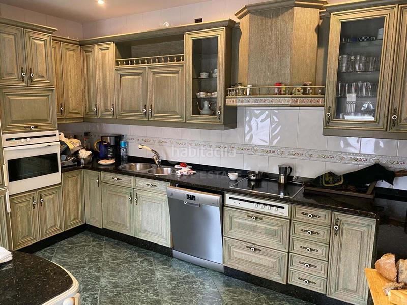 Foto 8b5ee770-3ac4-4a8a-8ad2-ecdc7c8e5a11. Chalet en Salinas Castrillón