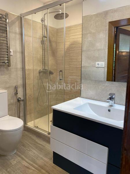 Foto 2a30dae5-8c55-4db1-b84a-ebb8bde5e7f0. Xalet amb calefacció a Salinas Castrillón