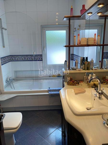 Foto eb6688ca-5c23-4111-a0ab-91199d8c37f7. Xalet amb calefacció a Salinas Castrillón