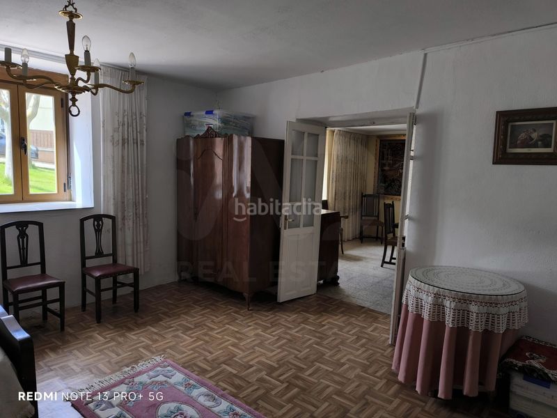 Foto c9e40892-9111-4bc1-acc3-7ebf65894c53. Casa a Castilfalé