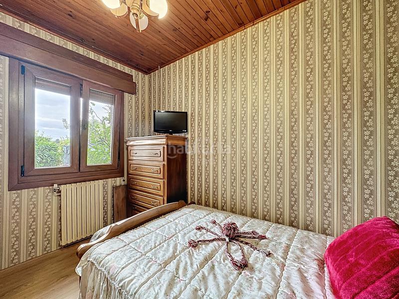 Foto 0eb6c9f2-bece-4a02-b4e4-bdcc344fcb1d. House with heating parking in Noalla Sanxenxo