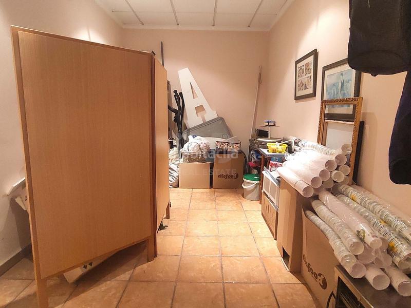 Foto 2973c894-f839-4a6b-bb08-b1d22c953db4. Business premise in calle magatzems 7 7 in Almenara