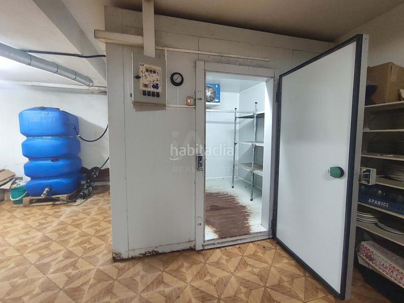 Foto 366f4f32-1c98-480f-8b82-ac6600435c88. Business premise in calle magatzems 7 7 in Almenara