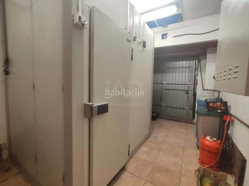 Foto 010f6c14-c563-4ab8-9693-db233496a4fe. Local commercial dans calle magatzems 7 7 dans Almenara