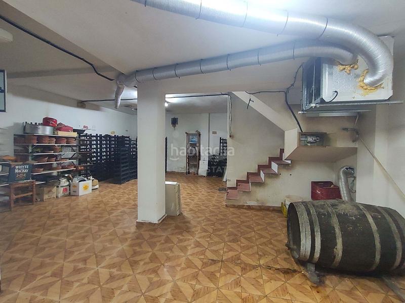 Foto 24f4779b-e353-4c7e-8c5c-fdafe6477b2b. Local commercial dans calle magatzems 7 7 dans Almenara