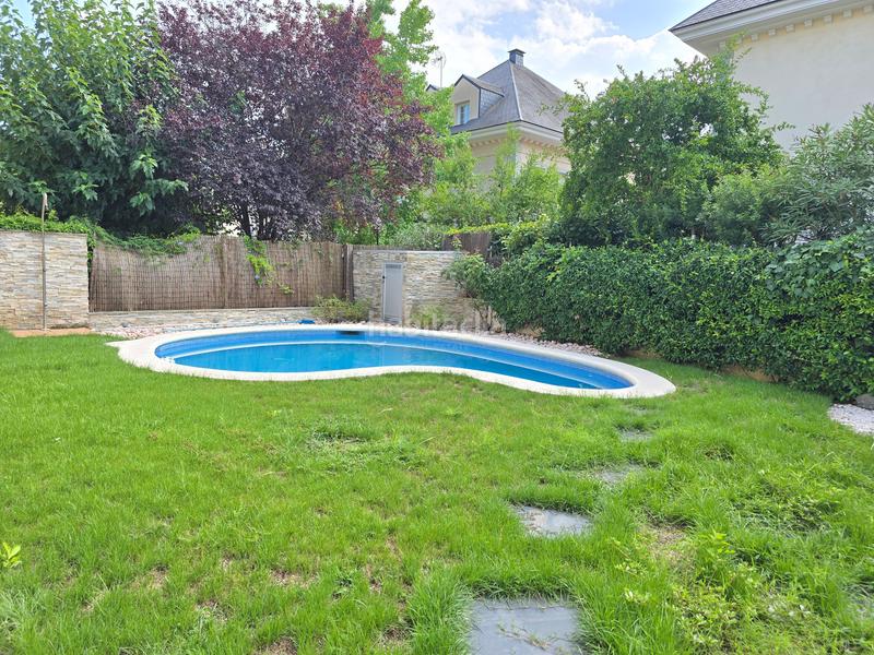 Foto fa230b84-25cd-46f2-bad8-372f775a3bff. Casa en Castellarnau Sabadell