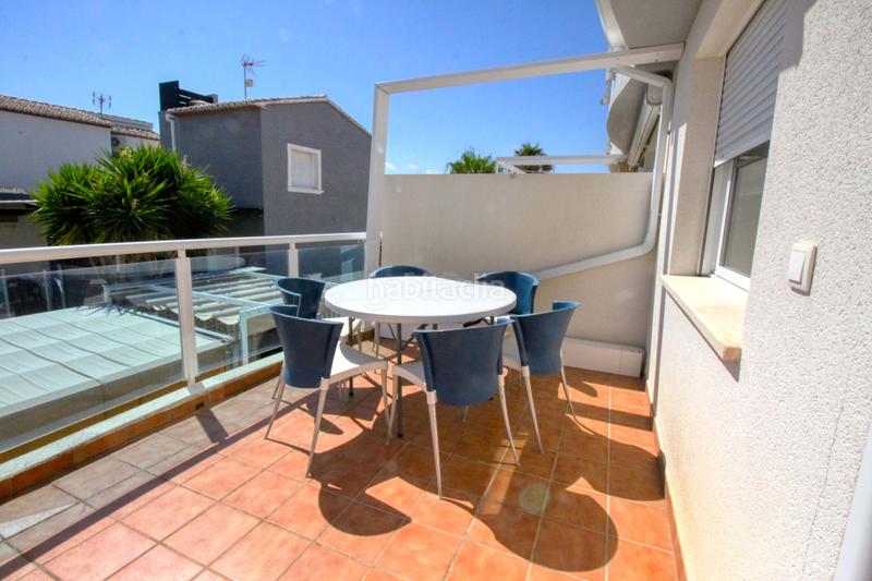 Foto 085d9f1b-9103-4277-bc6b-9747671587c3. Casa aparellada amb calefacció piscina a Oliva playa Oliva