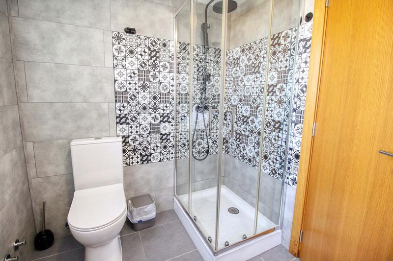 Foto ec2e967c-62ce-4b15-9279-5283bbec34a3. Casa aparellada amb calefacció piscina a Oliva playa Oliva