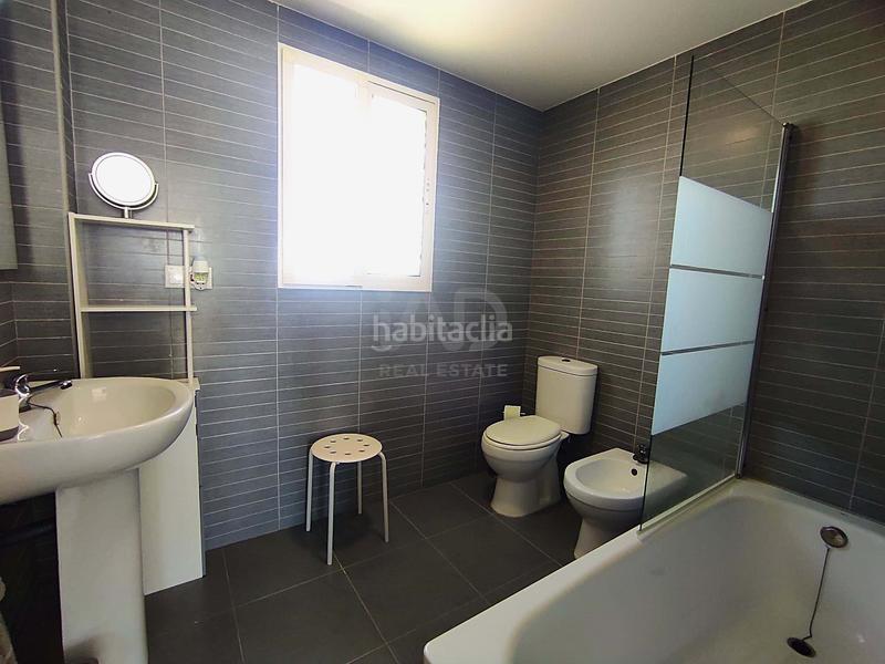 Foto 9e354c83-352e-445a-bb52-b6bd23dcec99. Casa pareada en Oliva playa Oliva