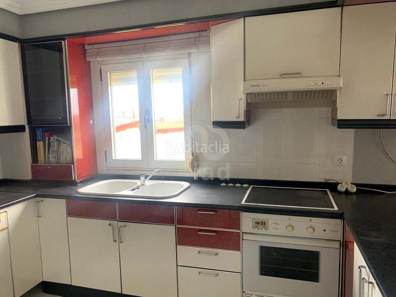 Foto 4d89be56-f391-4a53-b008-048aaa50a8fb. Zweistöckige wohnung mit heizung in Oteruelo León