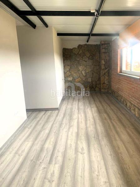Foto d29d7717-170c-4400-b8e5-7cbf0241de74. Zweistöckige wohnung mit heizung in Oteruelo León